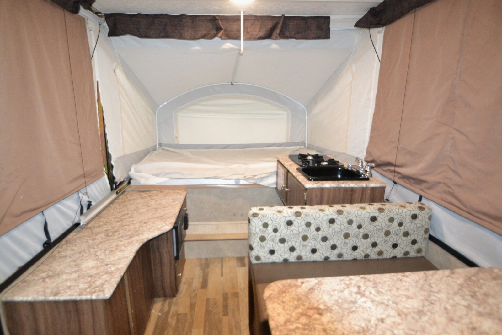 2018 Coachmen Clipper LS 806 XLS - Image 7