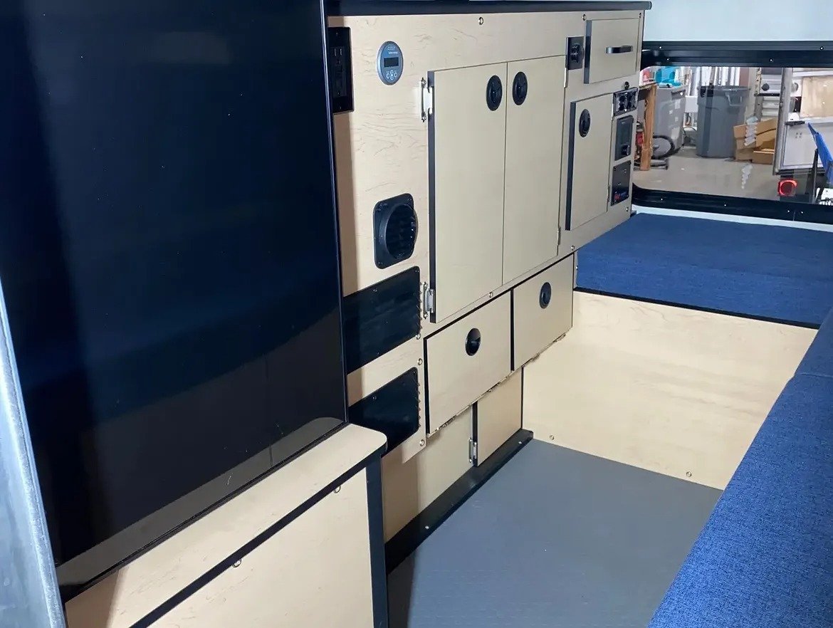 2024 Hawk Pop Up Camper for Sale - Image 7