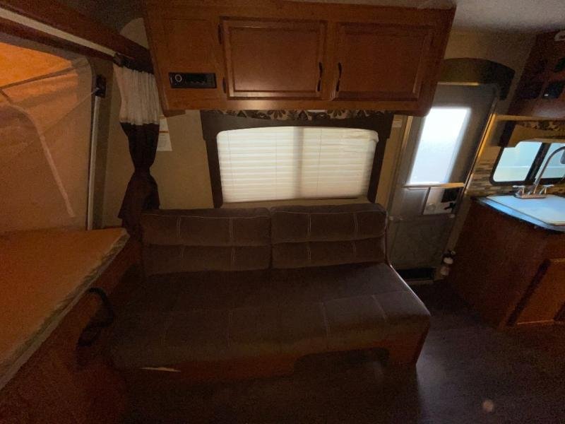 Used 2017 Starcraft Travel Star 239TBS - Image 9
