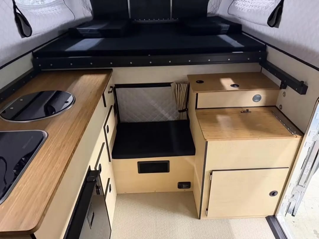 Fleet Pop-up Camper 6' Fleet Slide In Camper - Image 4